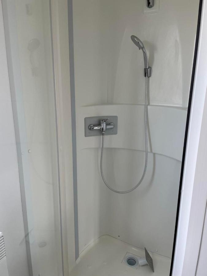 Mobil Home Tout Confort 6 Personnes Avec Wifi Onzain Esterno foto
